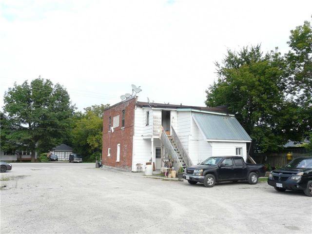 4586 Penetanguishene Rd