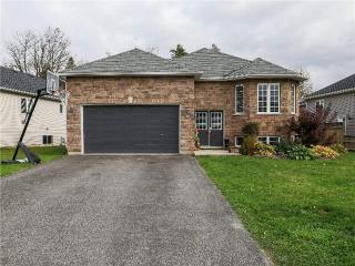 212 Lamont Crt