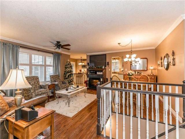 11 Maple Gate