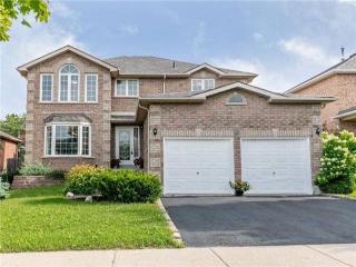 86 Hurst Dr