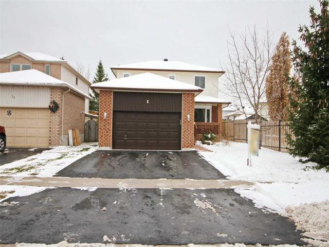 9 Rosenfeld Dr