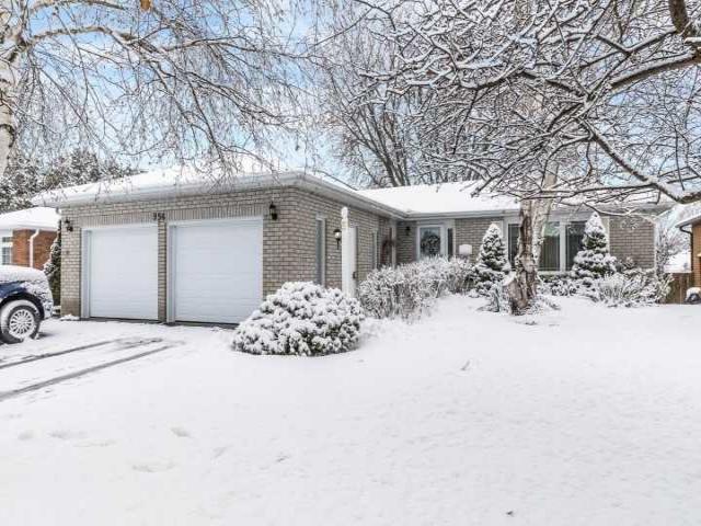 956 Playfair Rd