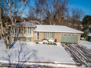 270 Pine Dr