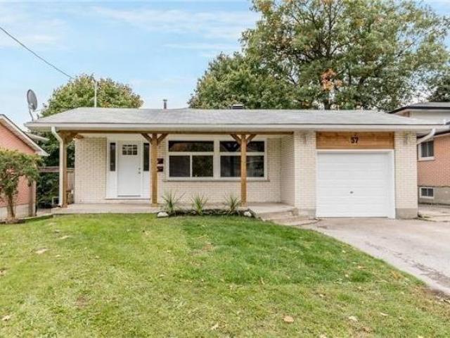 57 Cundles Rd E, Unit Back