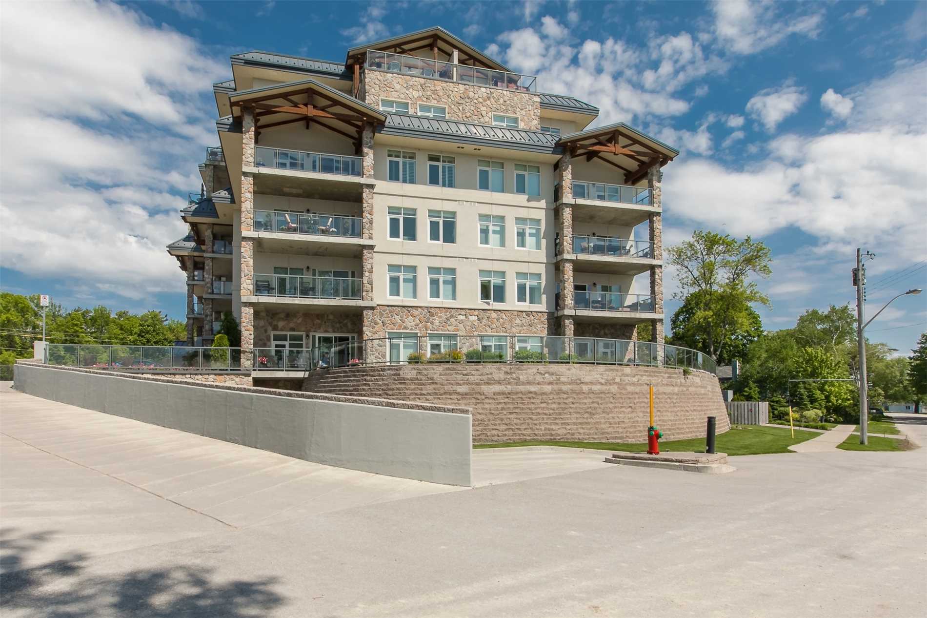 206 80 Orchard Point Rd, Orillia Sold, S4345007 Condos.ca