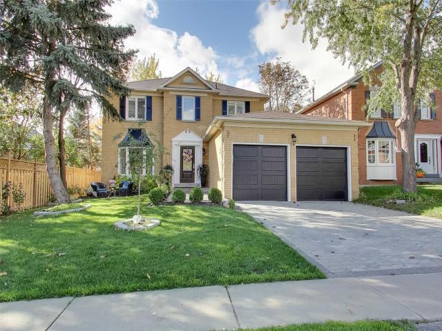 14 Grand Forest Dr