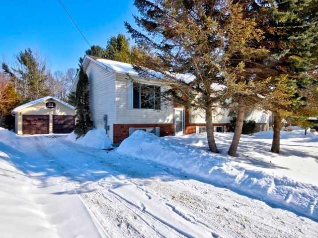 135 Lumber Rd