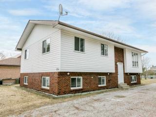 251 Christopher St