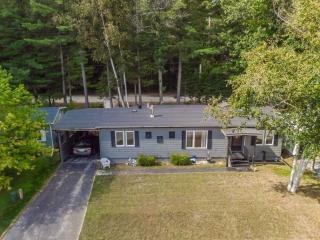 12 Allen Dr S