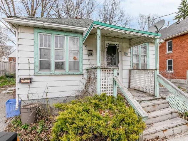 28 Grove St E