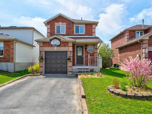 9 Hersey Cres