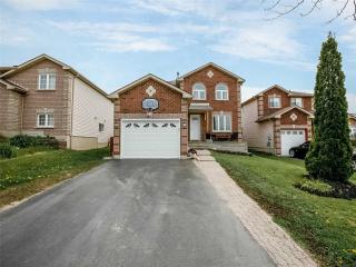 29 Hersey Cres