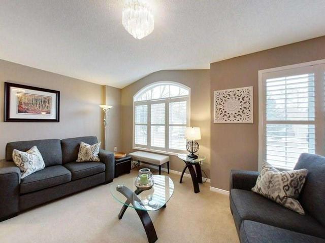 143 Silver Birch Ave