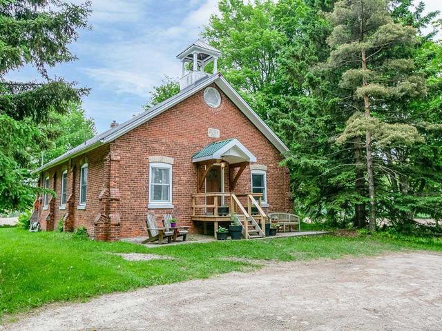 2583 42 County Rd