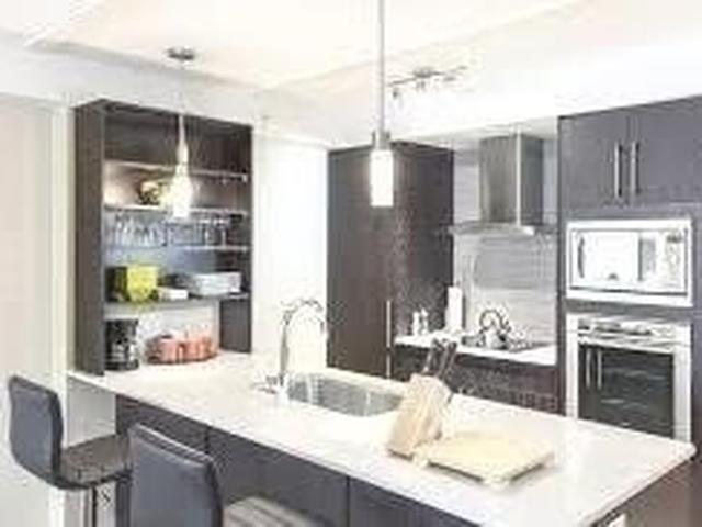 9 Harbour St E, Unit 4104/06