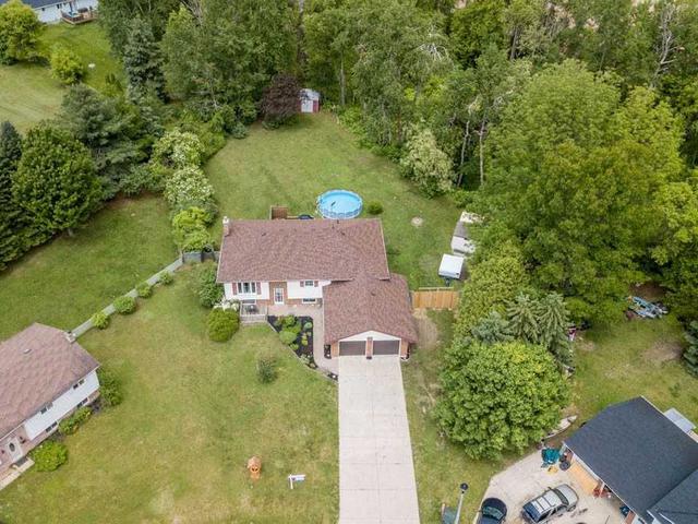 12 Longwood Cres