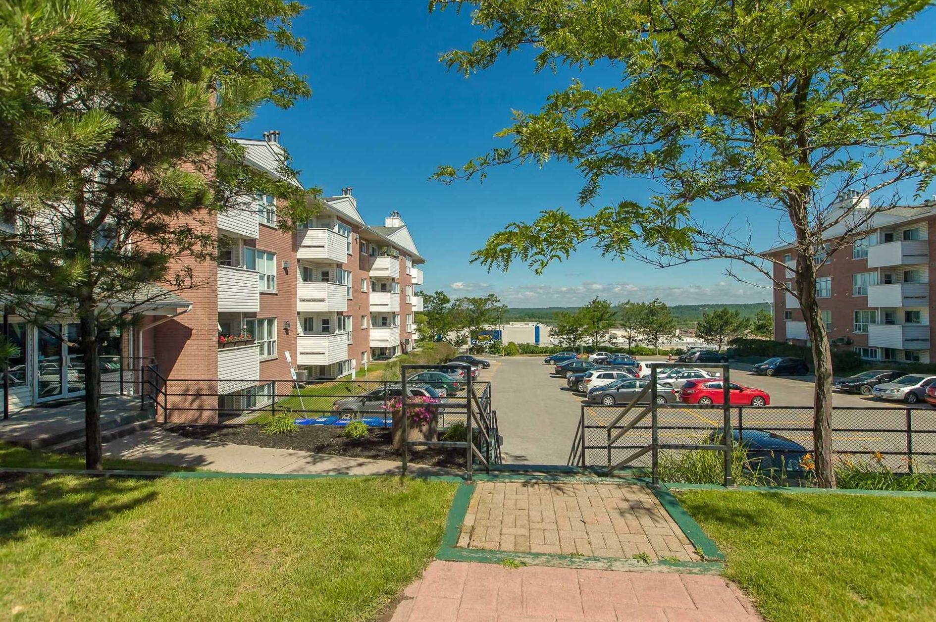 102 126 Bell Farm Rd, Barrie Sold, S4493383 Condos.ca