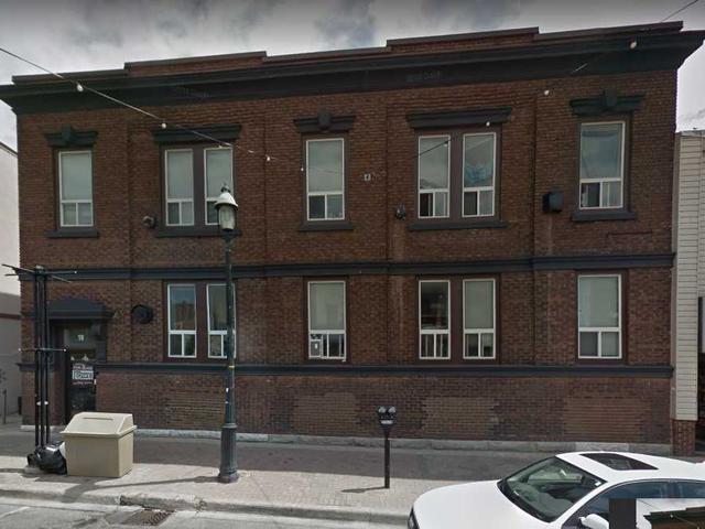 #205 - 19 Dunlop St