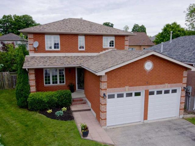 4 Boorman Crt