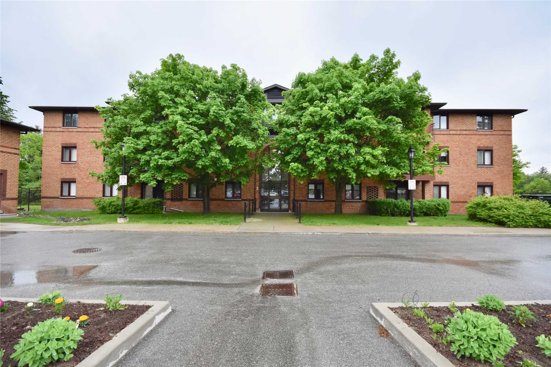 226 10 Coulter St, Barrie Sold, S4508052 Condos.ca