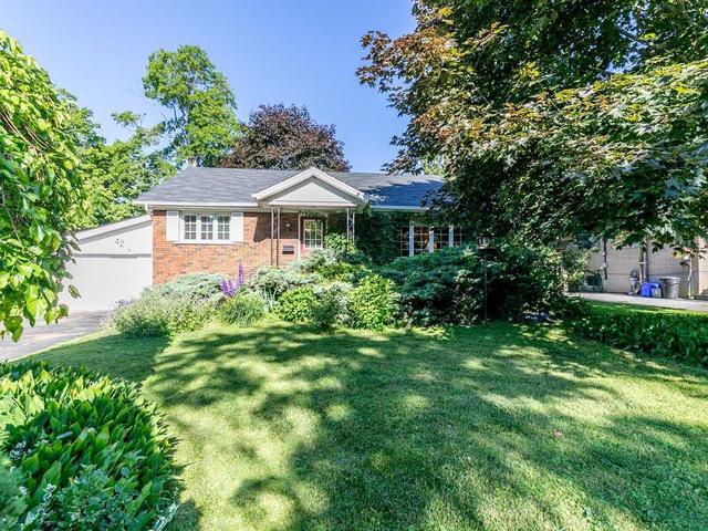 42 Downsview Dr