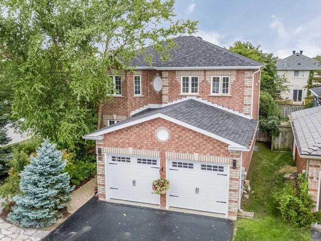 10 Red Oak Dr