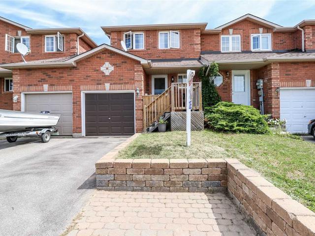 29 Lee Cres