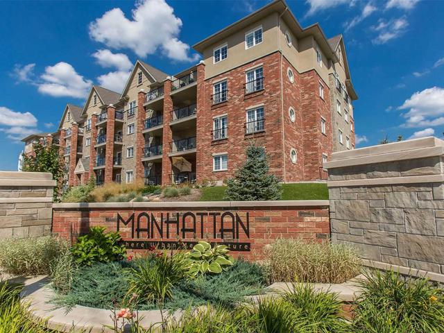 39 Ferndale Dr S, Unit 211