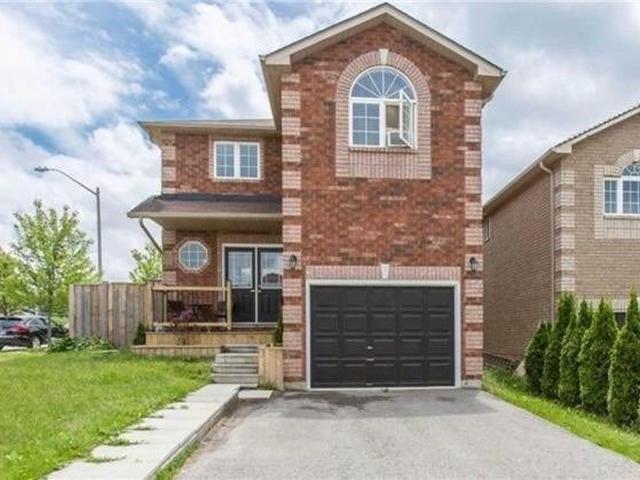 11 Glenhill Dr, Unit Upper