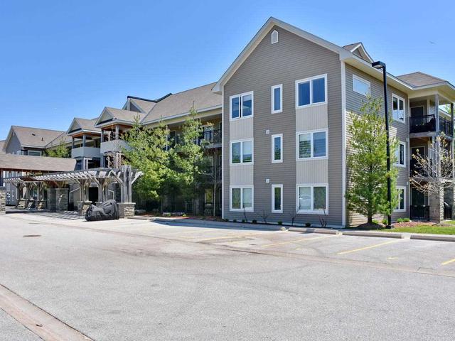 101 - 10 Brandy Lane Dr