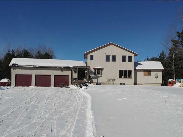 678 15/16 Side Road Rd