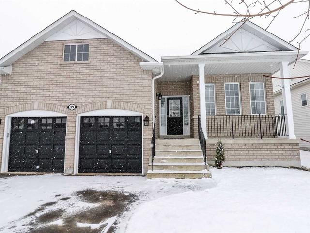 39 Princess Point Dr