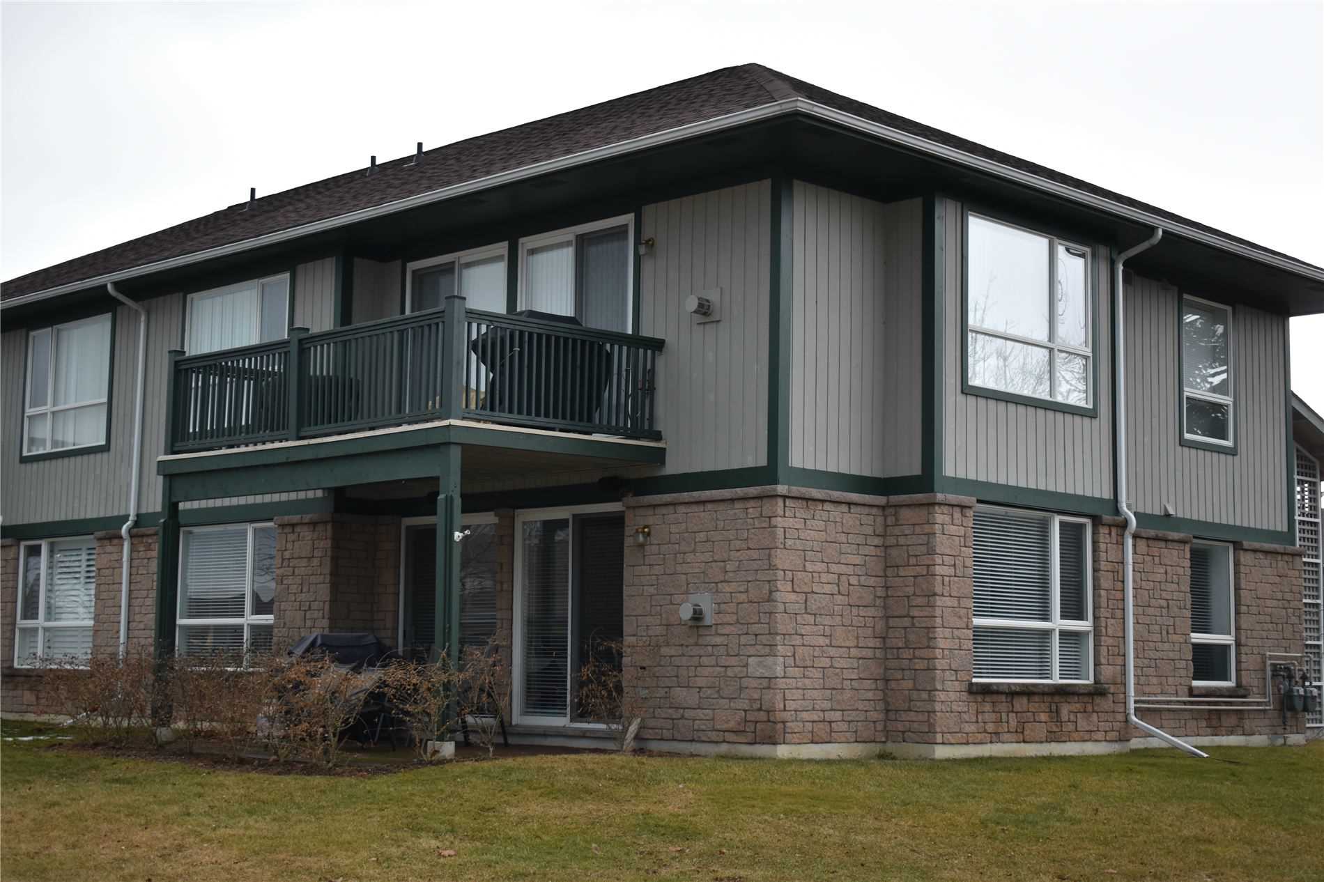 656 Johnston Park Ave, Collingwood Leased, S4737157 Condos.ca