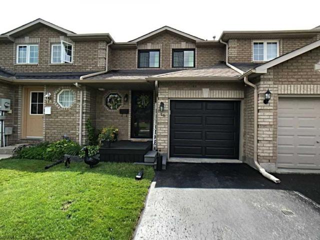 16 Lee Cres