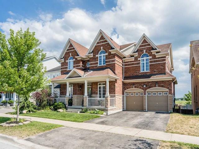 112 Succession Cres