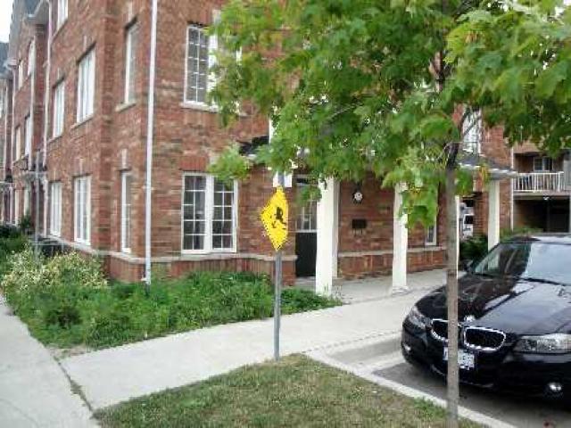 7 Birdstone Cres