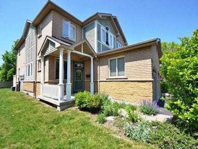 55 - 833 Scollard Crt, Mississauga | Sold, W2402571 | Condos.ca