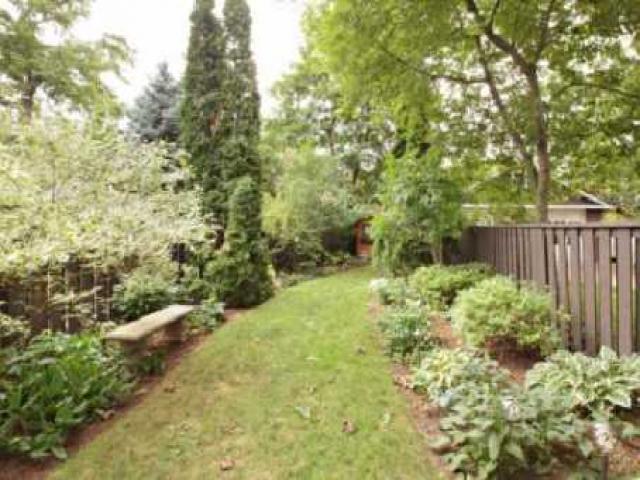 17 Oakmount Rd, Toronto | Terminated, W2478175 | Condos.ca