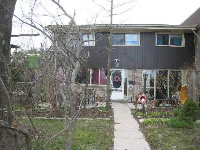11 Streamdale Crt