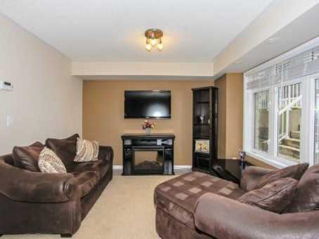 36 - 30 Turntable Cres