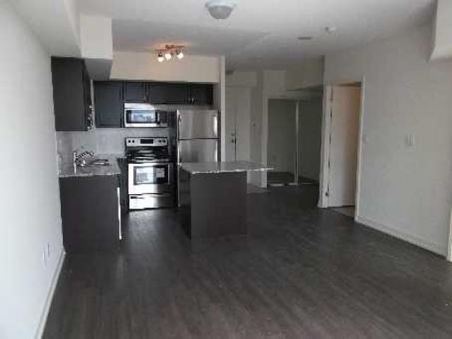 410 - 816 Lansdowne Ave