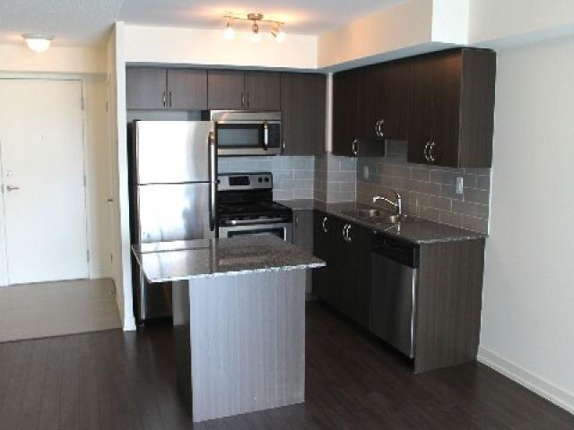 410 - 816 Lansdowne Ave