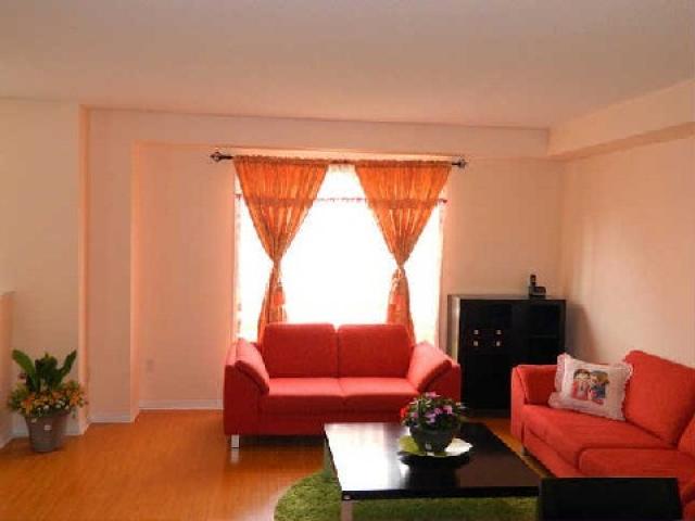22 - 5223 Fairford Cres