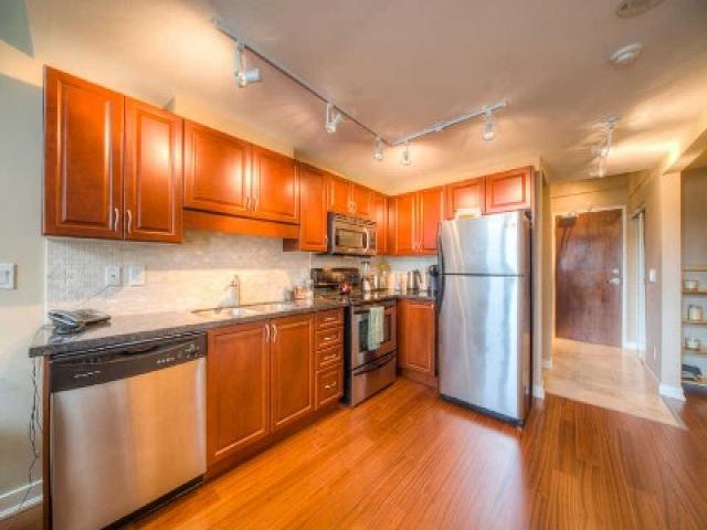 818 - 2 Fieldway Rd