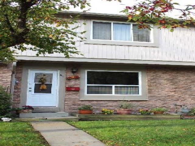 653 Woodward Ave
