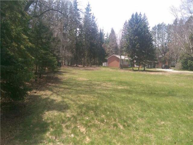 2222 Doulton Dr