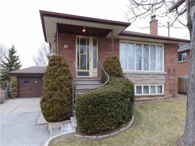 36 Deevale Rd, North York, ON | Property.ca