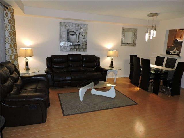 22 - 5223 Fairford Cres