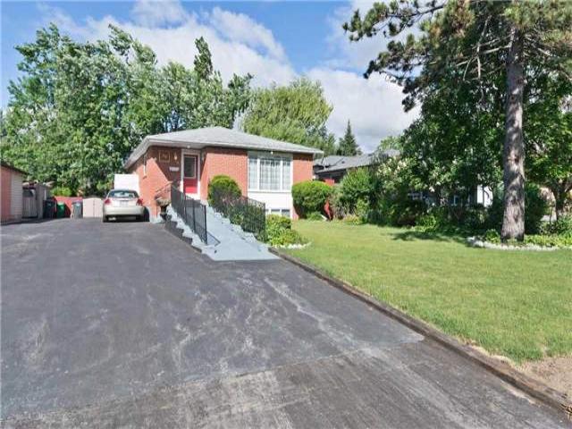 30 Evesham Cres