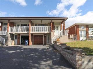 15 Benrubin Dr
